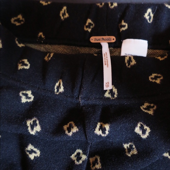 Free People Black and Gold leggings - Picture 5 of 5